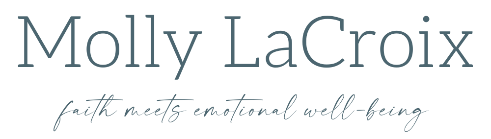 Molly LaCroix – Author Logo